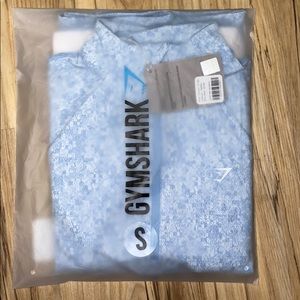 1/2 zip up pull over